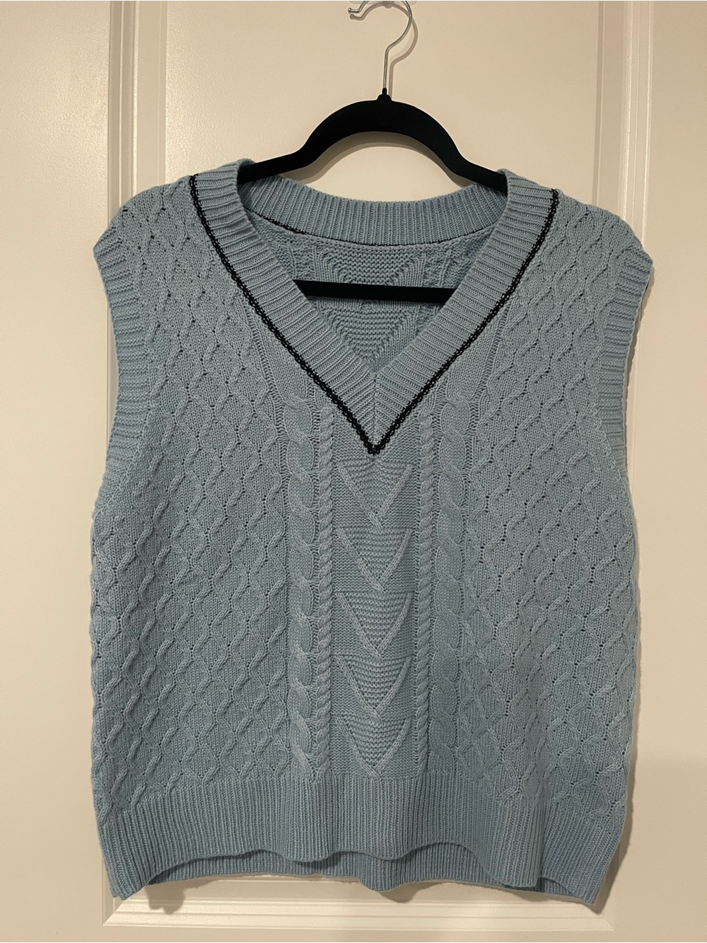 SHEIN Light Blue Cable Knit V-Neck Sweater Vest with Black Trim